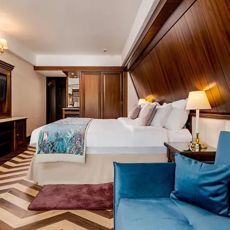 International 4* Sinaia